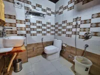 King Palace by Grb Hotels in Mahua Khera