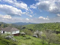 SUNRISE with large terrace and far-reaching views