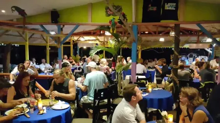 Chateau Mygo Panoramic Villa Отели в г. Soucis