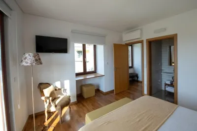 Old house restored in Douro, 5 km from Vila Real. Comfort and tranquility.