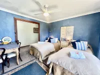 French/Italian Style Boutique The Loft Apartment @Chapmans + Breakfast + Pets