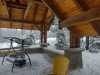 The Trail's Edge / "Captain's Quarters" Is A Gorgeous Retreat, In Any Season.