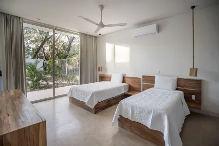 Luxury Villa close to the beach with broad outdoor and garden space