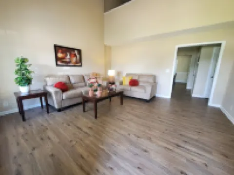 Glenmore-Quiet,  home near EVERYTHING!