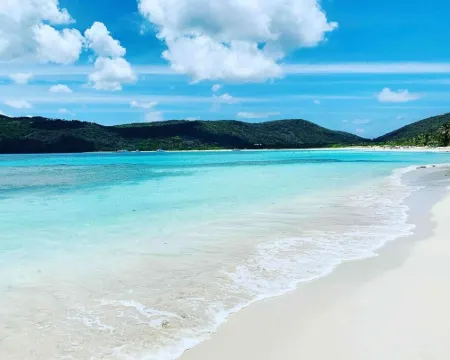 Coqui Beach Home, Beach View CULEBRA Hotels in Culebra