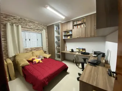 Casa, com Linda Área de Lazer e Piscina Aquecida