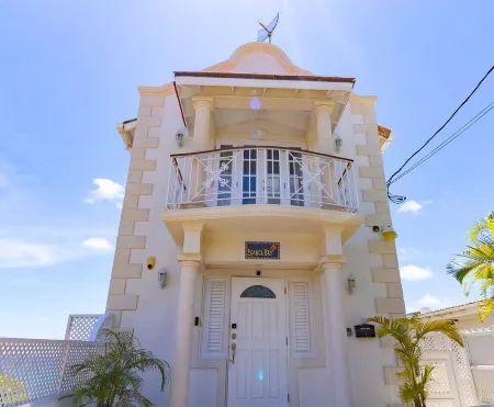 New West Coast Villa