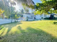 The Suite at Rhyne House/ Montego Bay Book 0ne or more Bedrooms