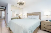 Oceanfront Paradise: Completely Renovated Stunning Condo with Breathtaking Views