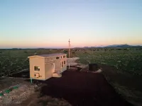 New Tiny Home on Private 1 Acre with Power, AC/Heat, Starlink Internet - Wifi
