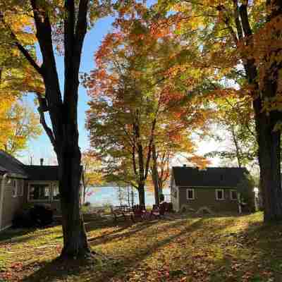 Two Bedroom Moon River Cottage Hotel Exterior