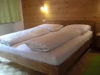 Wonderful apartment with fantastic view Top 2 (2nd floor) Hotels in Dalaas