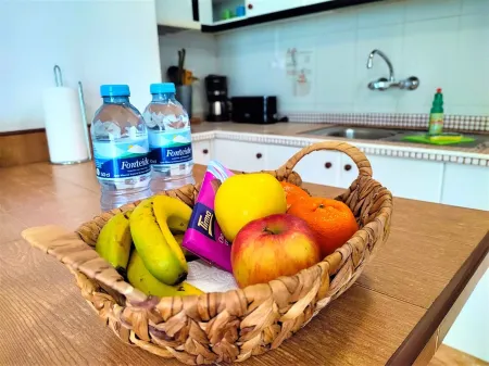 Apartamentos Severo Ochoa 1B ¡a 5 Minutos del Aeropuerto!