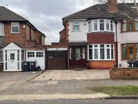 Large Beautiful 3 Bed house in City of Birmingham Hotels near Prologis Park Birmingham Interchange