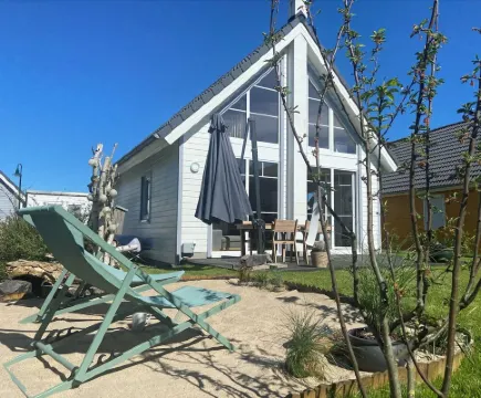 Scandi Design Vacation Home with Harbor View & Beach