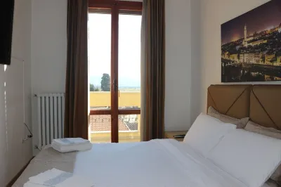 [view on art] skyline balcony Hotels near Signa