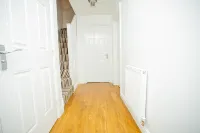 Somerset Place Holiday home Hotels in Duston