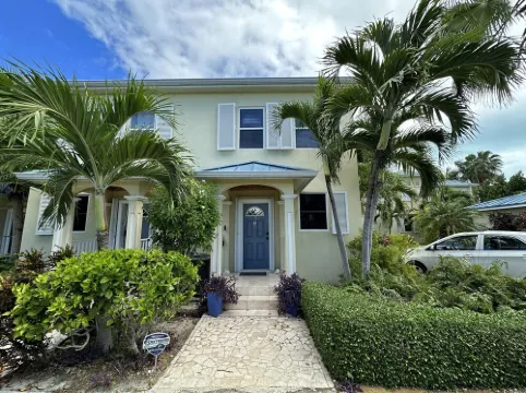 Located in the heart of Grace Bay and minutes away from the Grace Bay Beach.