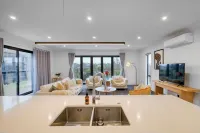 Wonderful River View - Brand New Home - 4 Bedrooms