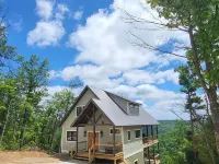 All New Firefly Cottage in the Woods Overlooking Red River Gorge Geological area Hotels in Menifee County