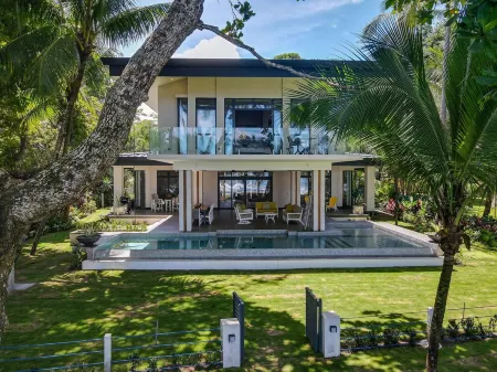 Beachfront Modern Luxe Villa Steps from the Sand!
