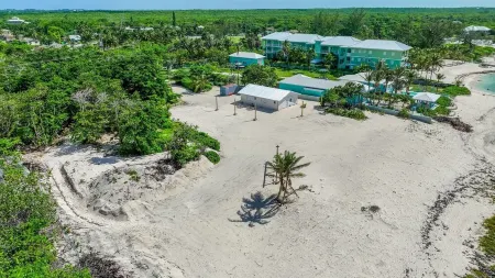 Beach House and Cottage with 2 Full Kitchens, Sleeps 16.