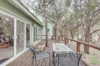 Hill Country River House - Blanco River - Wilson Creek Hotels in Wimberley
