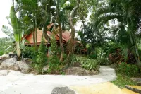 Baan Nam @The Hill Village | Thong Nai Pan