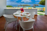 Oceanfront @ Mangel Halto Beach, Snorkel, Scuba, Beach