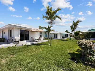 Golf Cart Included, Inagua Villa, Treasure Cay, Bahamas, 100 yards from beach Hotels near Windward Beach Rd