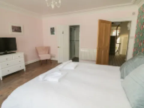 Pirate's Pad Hotels in Mevagissey