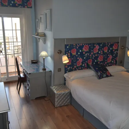 Welcome Inn Nerja Guest House Luxury Bed & Breakfast