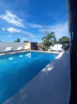 Labrish Guest House - ที่มีสระว่ายน้ำ
