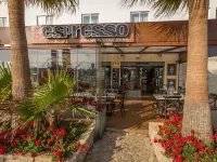 Mareta Beach - Boutique Bed & Breakfast Hotel dekat Mareta Beach