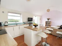 Bowler Yard Cottage Hotels in Edwinstowe