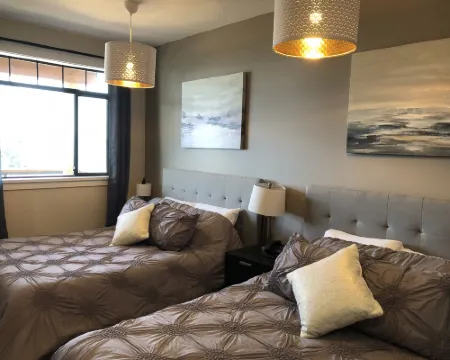 Beyond Bliss Suites & Spa Hotels in qathet