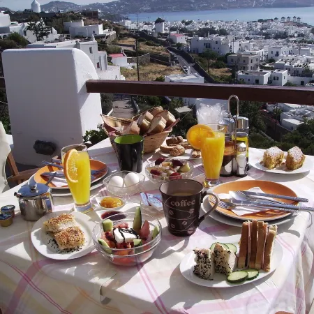 La Veranda of Mykonos Traditional Guesthouse