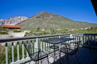 Convict Lake Resort - con vistas a la montaña