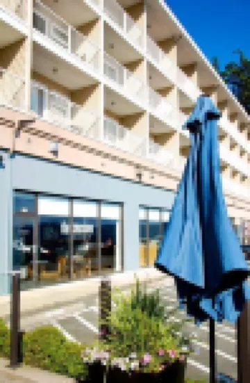 Beach Gardens Resort and Marina