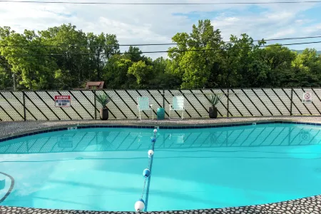 Townsend River Breeze Inn Отели в г. Форнис Крик