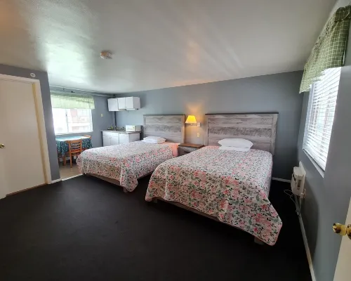 Flagship Motorcourt Hotels in Hampton Beach