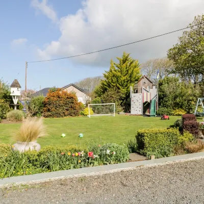 Raceside Cottage Hotels near Millom