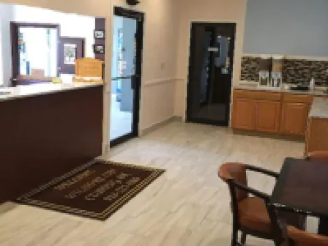 Wilshire Inn Hotels in Cushing