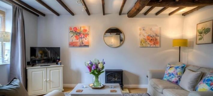 Bobble Cottage Hotels in Cheltenham
