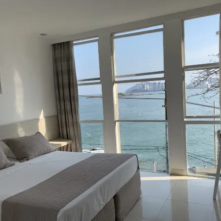 Grand Hotel Guarujá - A Sua Melhor Experiência Beira Mar na Praia!