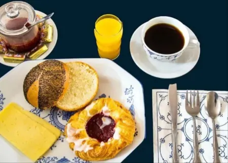 Solvang Inn & Cottages Отели рядом с достопримечательностью «Hans Christian Andersen Museum»