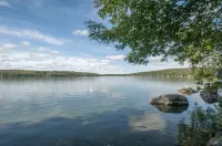 Mountain Lake Cottages - parking
