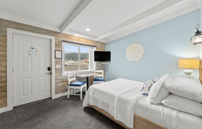 Harborview Inn & RV Park