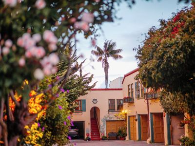 Marina Motel
