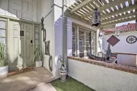 Sun Deck, Hot Tub! Lakefront Tempe House